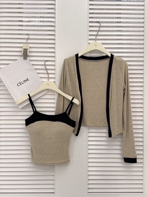 現貨 – 溫柔必備兩件式上衣 