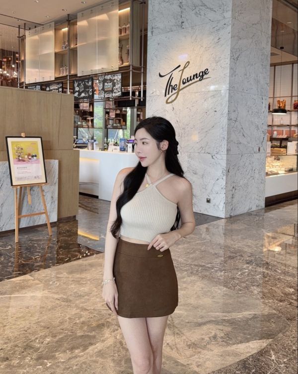 現貨 – 高腰麂皮短裙 