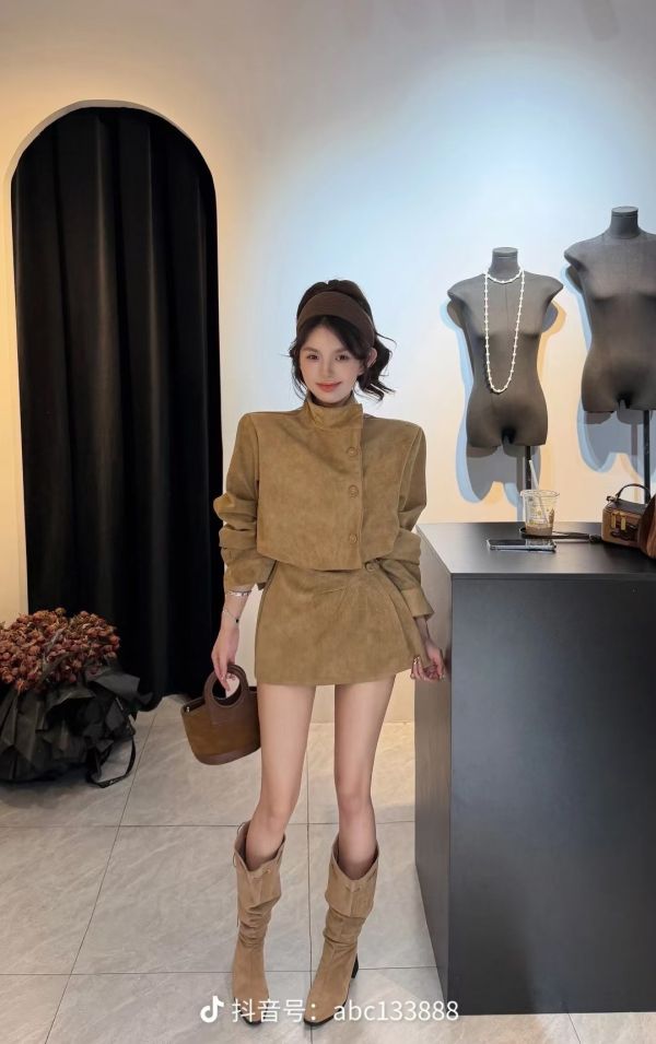 現貨 – 復古翻領麂皮連身裙 