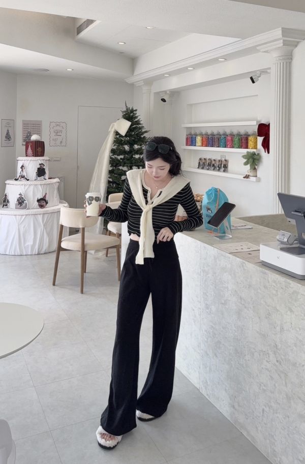 現貨 – 條紋披肩假兩件式上衣 