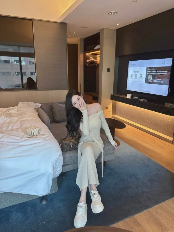 現貨 – 全牛皮厚底小白鞋(需要單獨下單) 