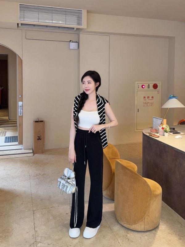 現貨 – 條紋針織小外套 