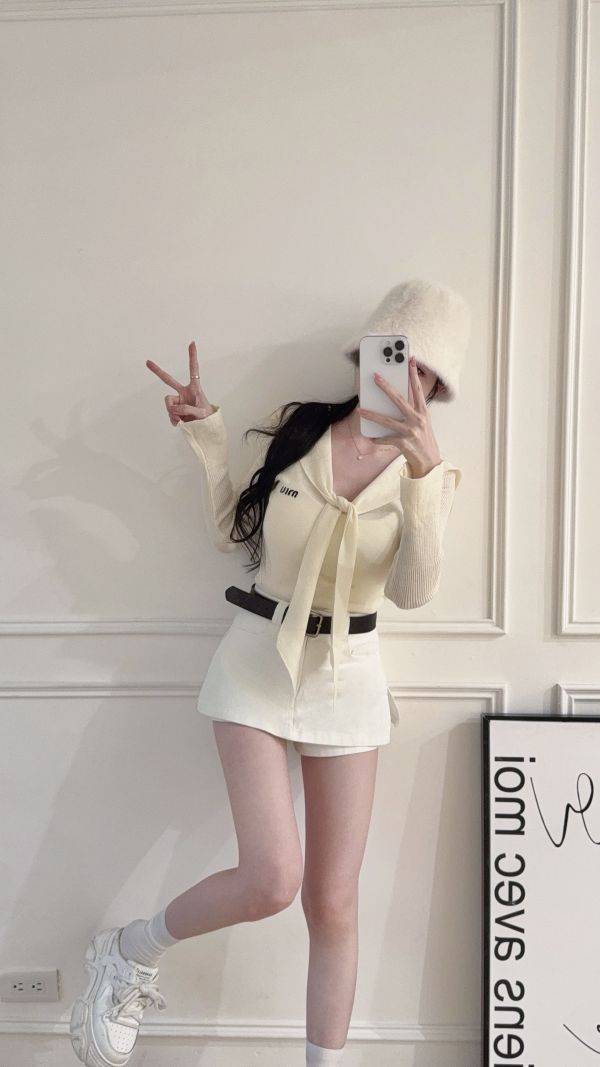 現貨 – miumiu水手領針織上衣 