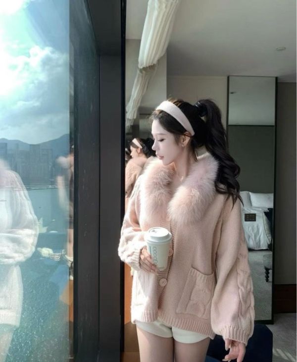 現貨 – 狐狸毛領針織毛衣外套 