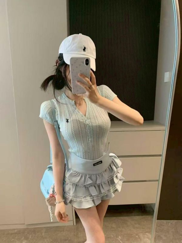 春夏款針織上衣 