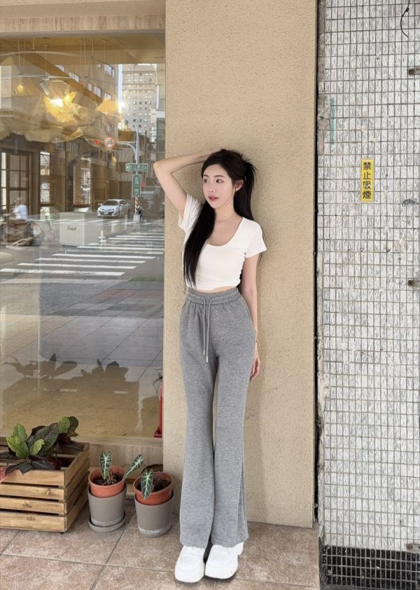 現貨 – 好身材罩杯T 