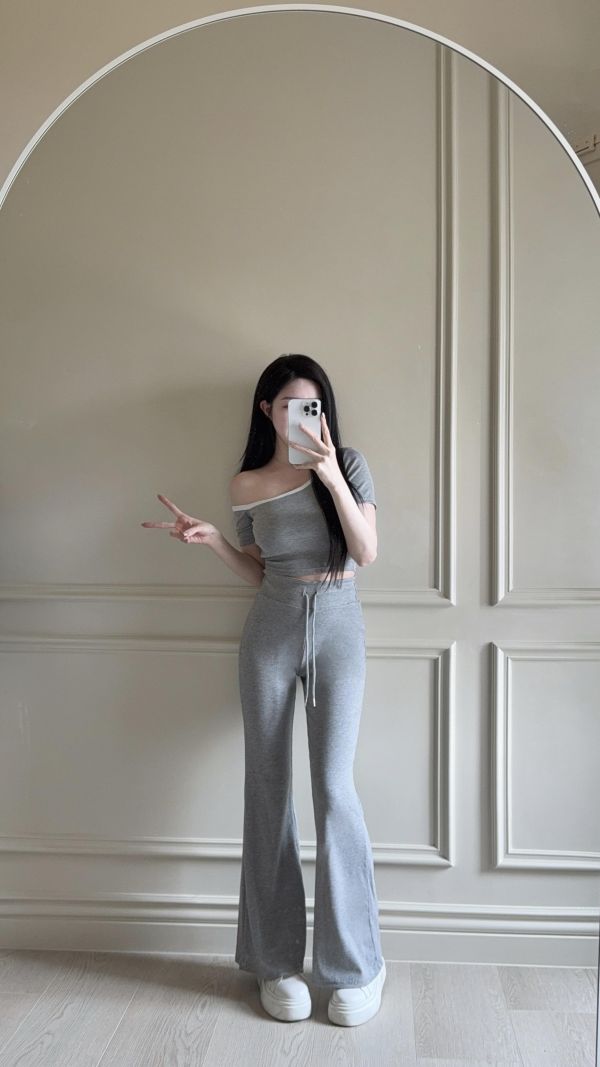 現貨 – 斜肩撞色套裝 