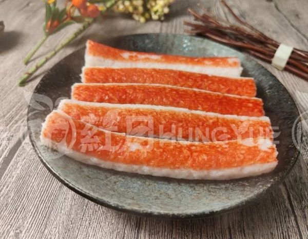 【葒月hungyue】買10送3超值活動 來自日本進口的各式蟹肉棒~吃火鍋必買!沒有過多的粉 口口都是經典,這次推出單一口味一包 口味任選 活動期間再加贈一包鮮魚丸子 