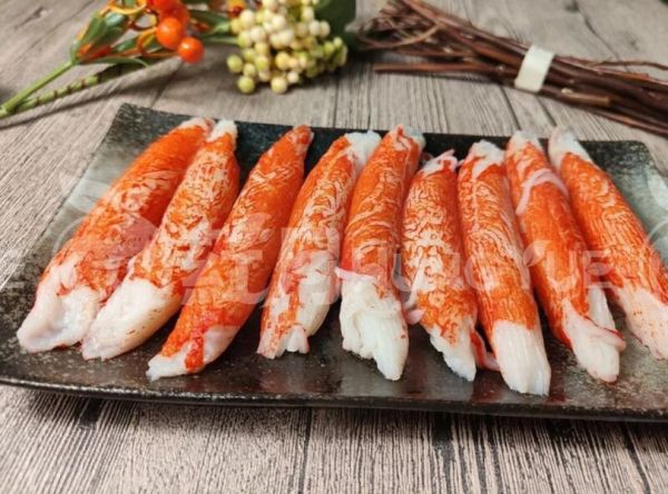 【葒月hungyue】買10送3超值活動 來自日本進口的各式蟹肉棒~吃火鍋必買!沒有過多的粉 口口都是經典,這次推出單一口味一包 口味任選 活動期間再加贈一包鮮魚丸子 