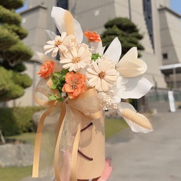 塔位布置｜永生花 永生花塔位花禮,靈骨塔位布置,塔位花禮,追思花禮,永生花擺設,塔位櫃位花藝,紀念花禮,高質感追思花禮,三禾文創