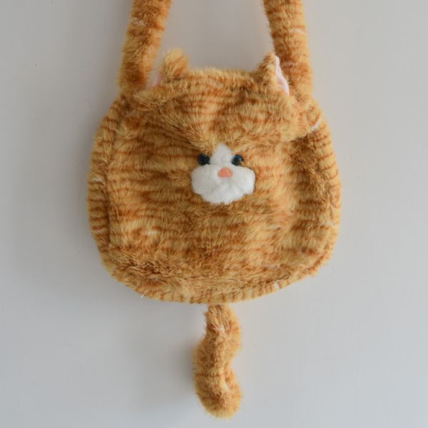 【專區贈品】可愛毛絨貓咪斜跨包 *款式隨機贈送* 