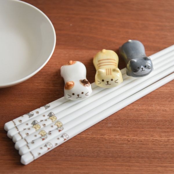 【餐餐都要儀式感】日式陶瓷貓咪環保筷架組 