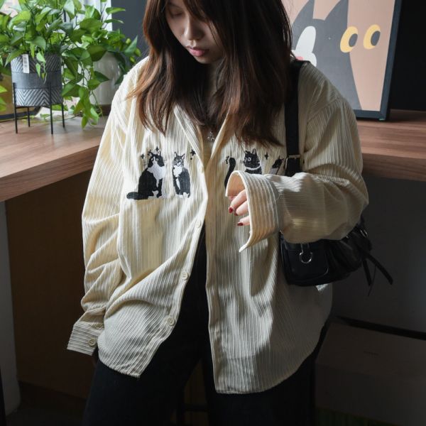 【日常又百搭】復古刺繡貓咪燈芯絨襯衫 共三色 