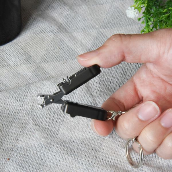 【實用小幫手】萌貓折疊迷你指甲剪 鑰匙圈 