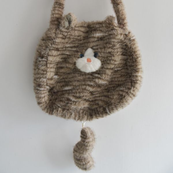 【專區贈品】可愛毛絨貓咪斜跨包 *款式隨機贈送* 