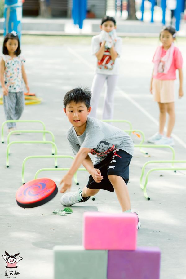 『中山基地』九月份週末放風班(7-12歲) 週末活動、週末課程、海歸營隊、台北營隊,新北營隊,兒童營隊,運動冬令營,運動夏令營,天母石牌北投,新莊五股,萬華中正板橋