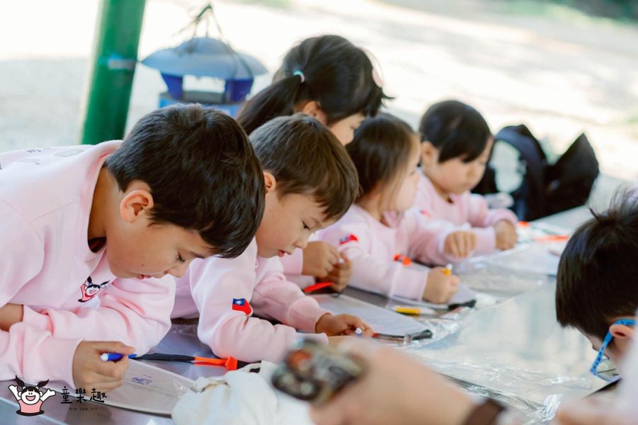 2026 Xmas Overseas-returnees Camp-Ximen (4-6Y) 海龜營,台北營隊,新北營隊,兒童營隊,運動冬令營,運動夏令營,天母石牌北投,新莊五股,萬華中正板橋