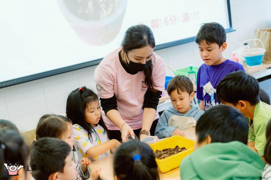 2026 Xmas Overseas-returnees Camp-Ximen (4-6Y) 海龜營,台北營隊,新北營隊,兒童營隊,運動冬令營,運動夏令營,天母石牌北投,新莊五股,萬華中正板橋