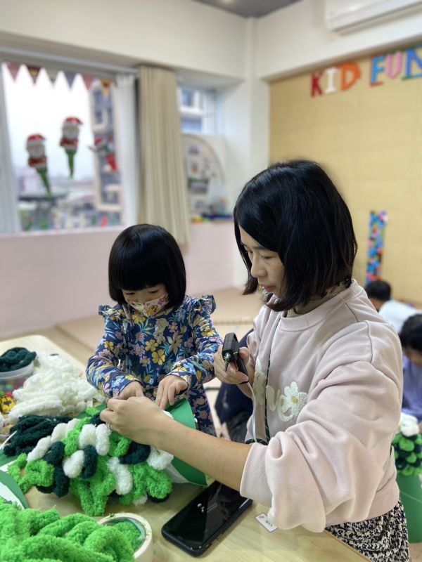 『中山基地』十二月聖誕親子活動 週末活動、週末課程、海歸營隊、台北營隊,新北營隊,兒童營隊,運動冬令營,運動夏令營,天母石牌北投,新莊五股,萬華中正板橋