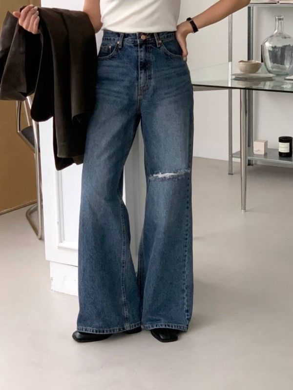 膝割破造型寬褲 牛仔寬褲