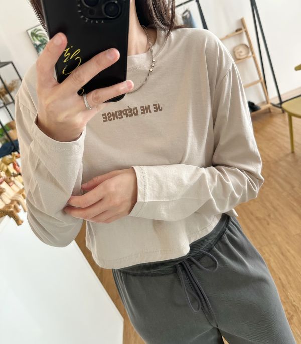 小英字短版Ｔ 短版棉Ｔ