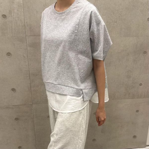 下拼紗造型上衣 拼接造型上衣
