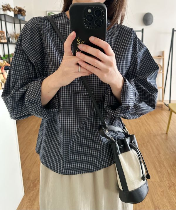 細格袖打褶上衣 藍格子上衣