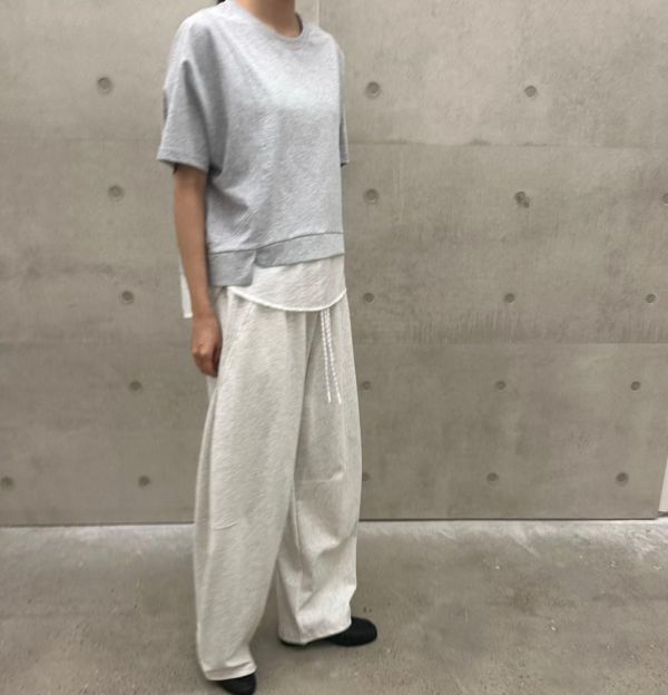 下拼紗造型上衣 拼接造型上衣