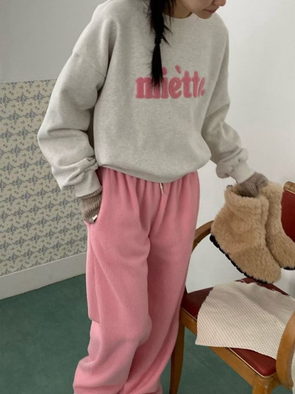 刺繡英字大學Ｔ 大學Ｔ