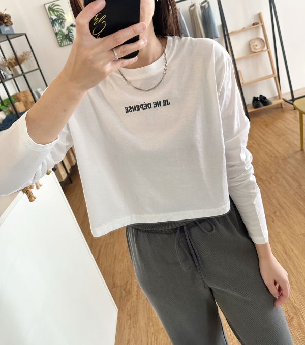 小英字短版Ｔ 短版棉Ｔ