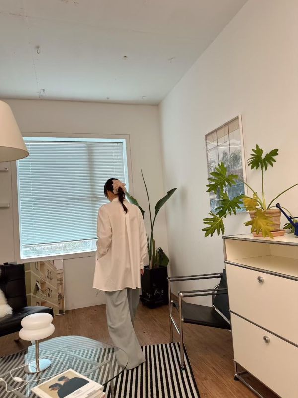 前褶白洋裝 白洋裝