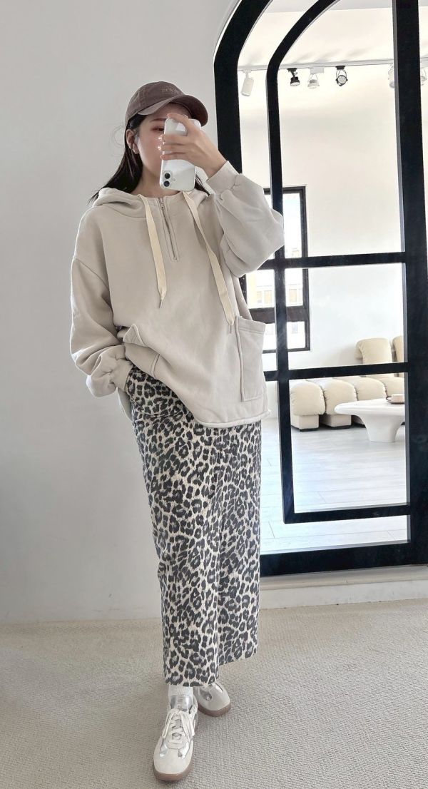 拉鍊大口袋帽Ｔ 大口袋帽Ｔ