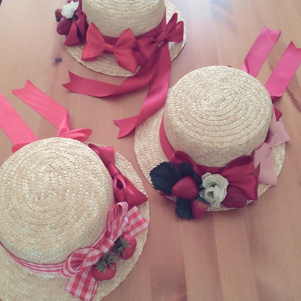 Flowery Strawberry Hat Flowery Strawberry Hat, strawberry hat, hat, picnic,lolita, lolita hat