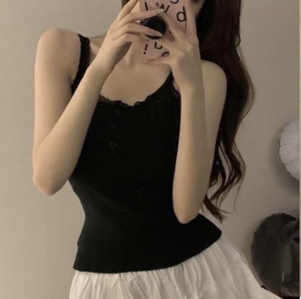蕾絲細肩帶背心 