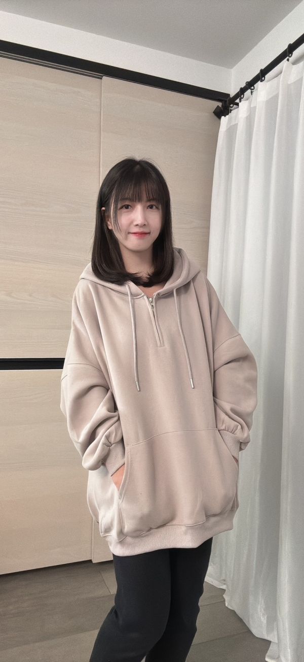 OVER SIZE連帽半拉鍊衛衣 