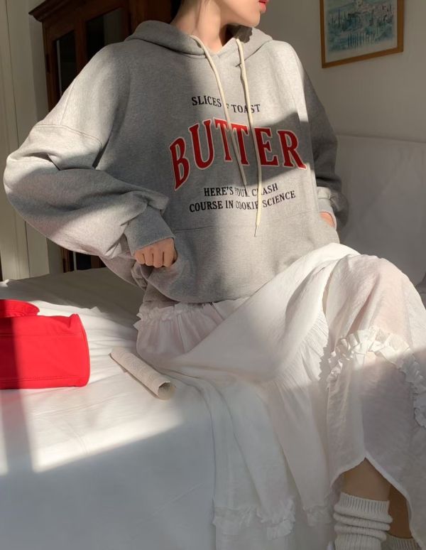 Butter 奶油帽T 