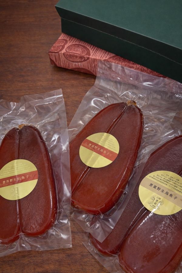 十三兩等級 (可客製化) 【超頂級野生烏魚子禮盒】 烏魚子,野生烏魚子,過年送禮,海鮮,豊賀大酒家,宅涮涮鍋,鏡週刊,發大財,烏金,台南,厚切,一口吃,即食包裝,禮盒,袋裝,阿堯,王瑞瑤,必備料理,合興糕糰店,杜甲,杜甲八味粉,片裝禮盒,五兩,六兩,八兩頂級