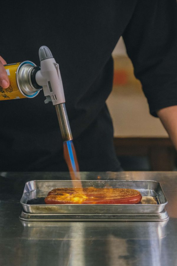 十一兩等級 (可客製化) 【超頂級野生烏魚子禮盒】 烏魚子,野生烏魚子,過年送禮,海鮮,豊賀大酒家,宅涮涮鍋,鏡週刊,發大財,烏金,台南,厚切,一口吃,即食包裝,禮盒,袋裝,阿堯,王瑞瑤,必備料理,合興糕糰店,杜甲,杜甲八味粉,片裝禮盒,五兩,六兩,八兩頂級