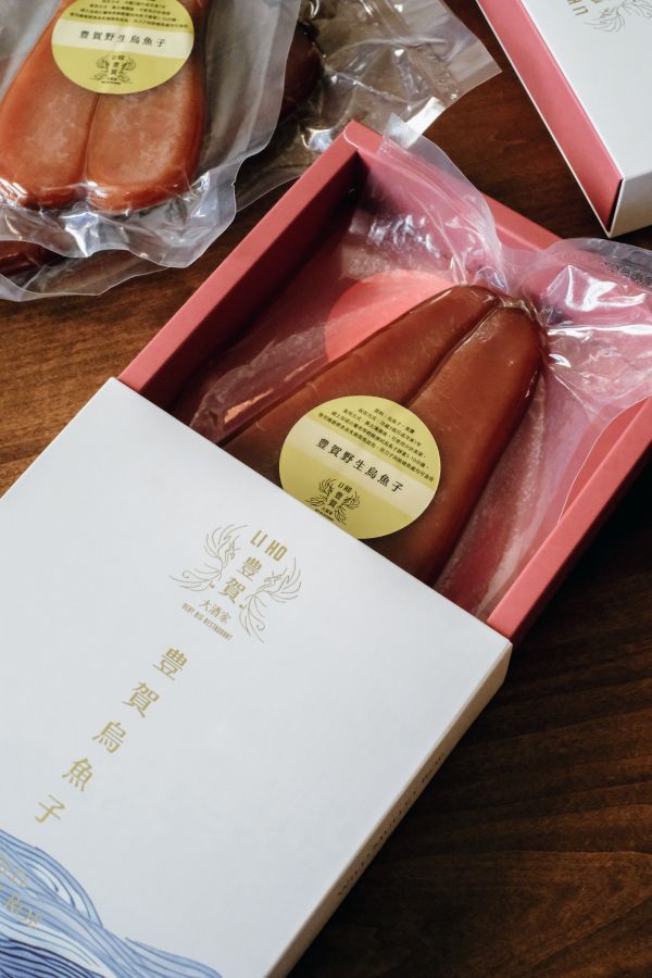六兩等級【經典野生烏魚子禮盒】 烏魚子,野生烏魚子,過年送禮,海鮮,豊賀大酒家,宅涮涮鍋,鏡週刊,發大財,烏金,台南,厚切,一口吃,即食包裝,禮盒,袋裝,阿堯,王瑞瑤,必備料理,合興糕糰店,杜甲,杜甲八味粉,片裝禮盒,五兩,六兩