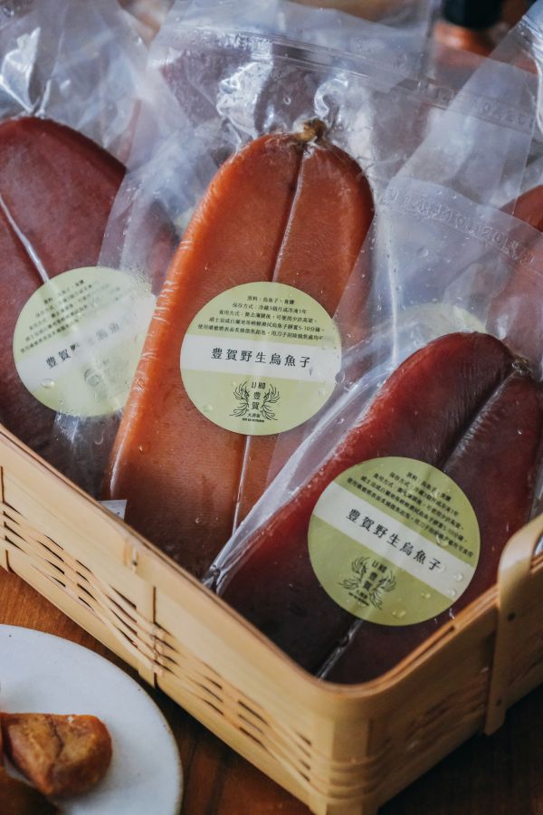 九兩等級(超限量)【超頂級野生烏魚子禮盒】 烏魚子,野生烏魚子,過年送禮,海鮮,豊賀大酒家,宅涮涮鍋,鏡週刊,發大財,烏金,台南,厚切,一口吃,即食包裝,禮盒,袋裝,阿堯,王瑞瑤,必備料理,合興糕糰店,杜甲,杜甲八味粉,片裝禮盒,五兩,六兩,八兩頂級
