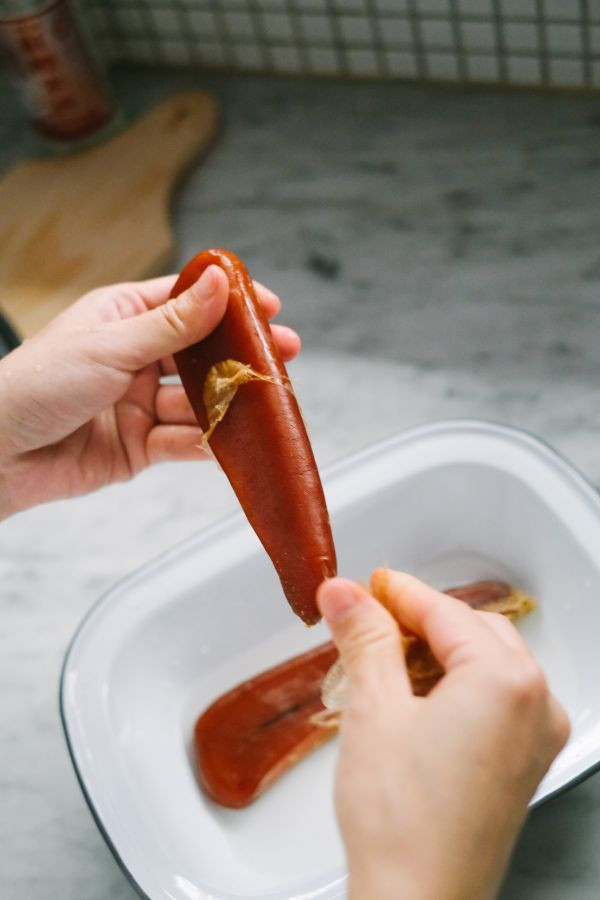 八兩等級超厚切一口吃【尊榮野生烏魚子禮盒】300g 烏魚子,野生烏魚子,過年送禮,海鮮,豊賀大酒家,宅涮涮鍋,鏡週刊,發大財,烏金,台南,厚切,一口吃,即食包裝,禮盒,袋裝,阿堯,王瑞瑤,必備料理,合興糕糰店,杜甲,杜甲八味粉,片裝禮盒,五兩,六兩,八兩頂級