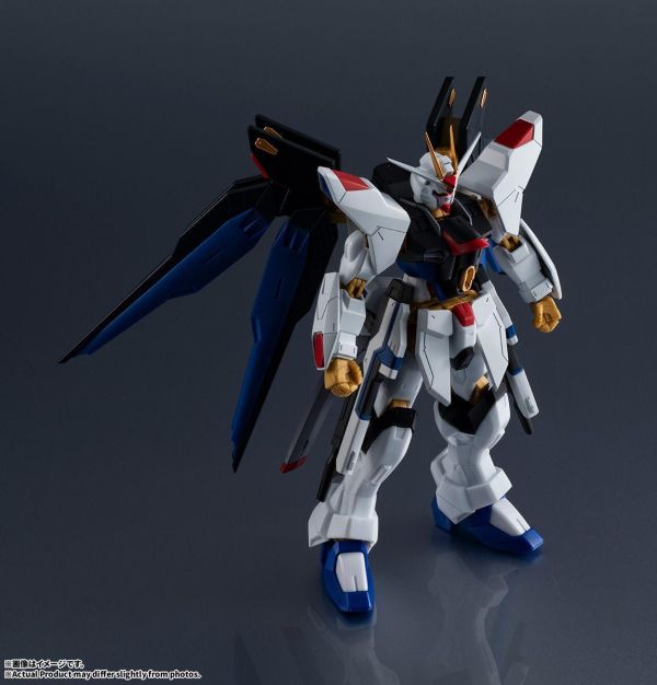 鋼彈 UNIVERSE ZGMF-X20A 攻擊自由鋼彈 