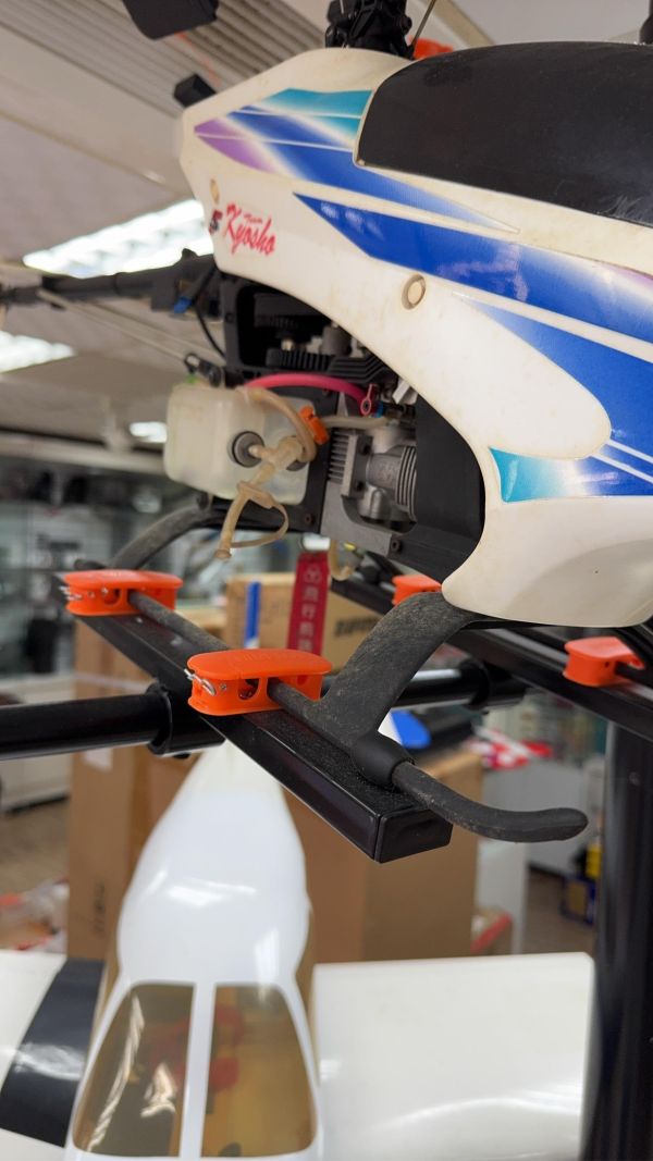 SupraX RCA1818 直昇機用壁掛固定夾扣 任何角度任你擺放心愛直升機 