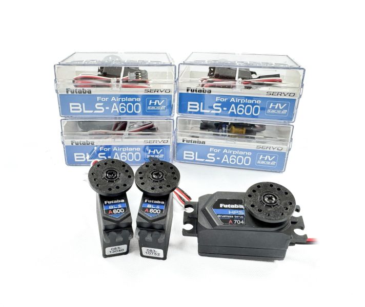 FUTABA F3A 雙翼機專用伺服機配套 BLS-A600x6 / HPS-A704 七尊特販優惠價 幣日幣原價優惠太多了 不含接收機喔！ 