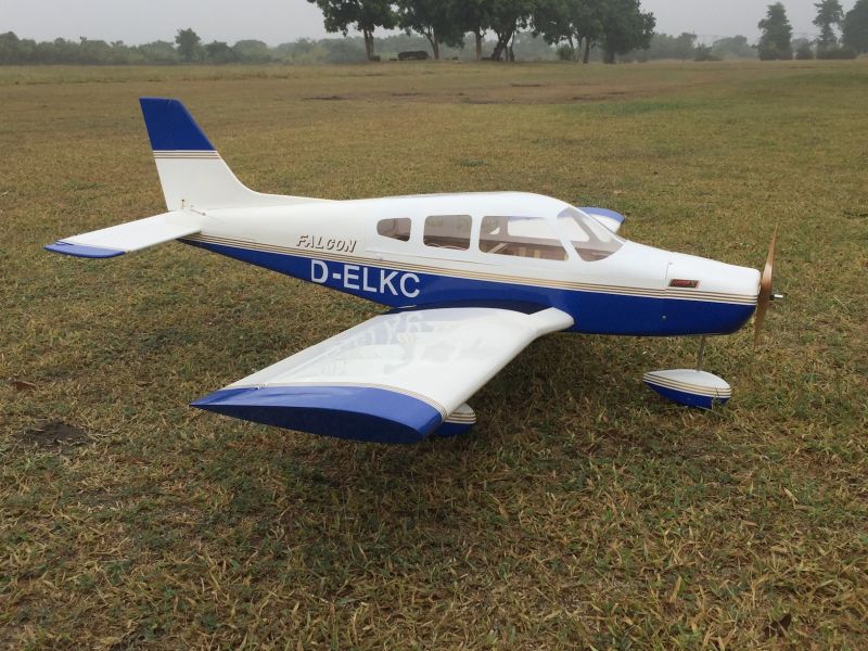 PA-28 50E 電動像真飛機 ARF 空機 