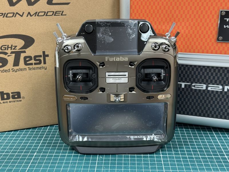 FUTABA T32MZWC-R7308SB 高階旗艦版 32 動航模專用遙控器 標準版限量兩套 