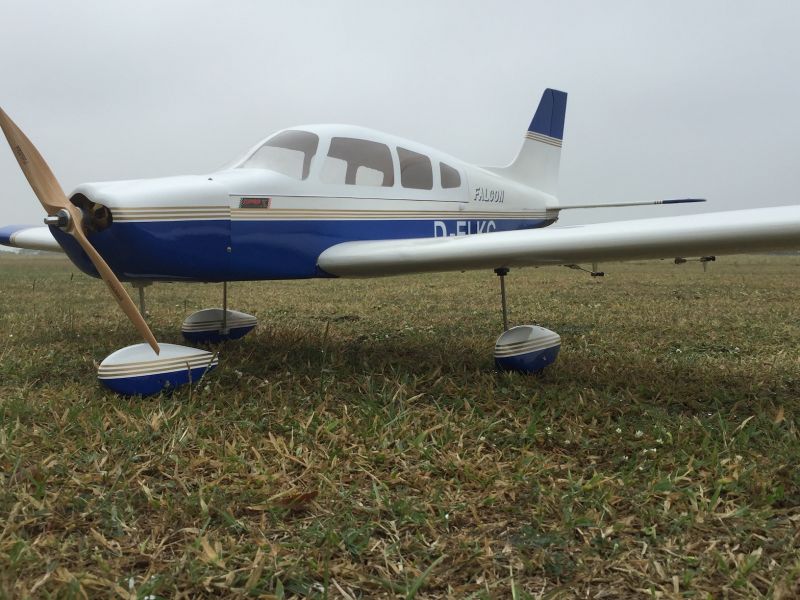 PA-28 50E 電動像真飛機 ARF 空機 