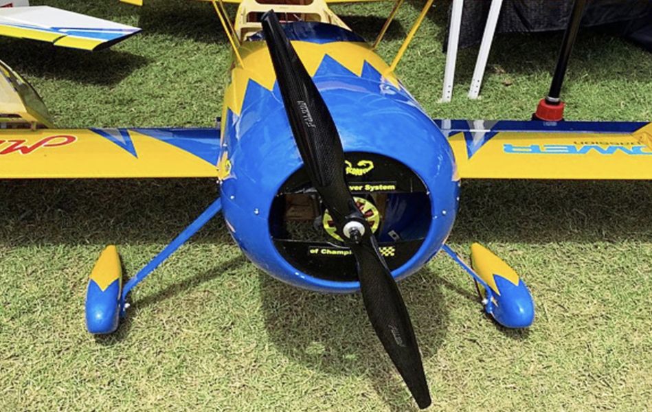 FALCON C2E 11” x 6" 電動動力專用碳纖維螺旋槳 多種尺寸 加賴取得優惠價 