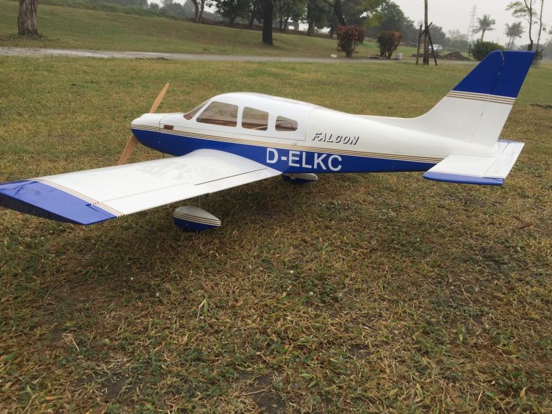 PA-28 50E 電動像真飛機 ARF 空機 