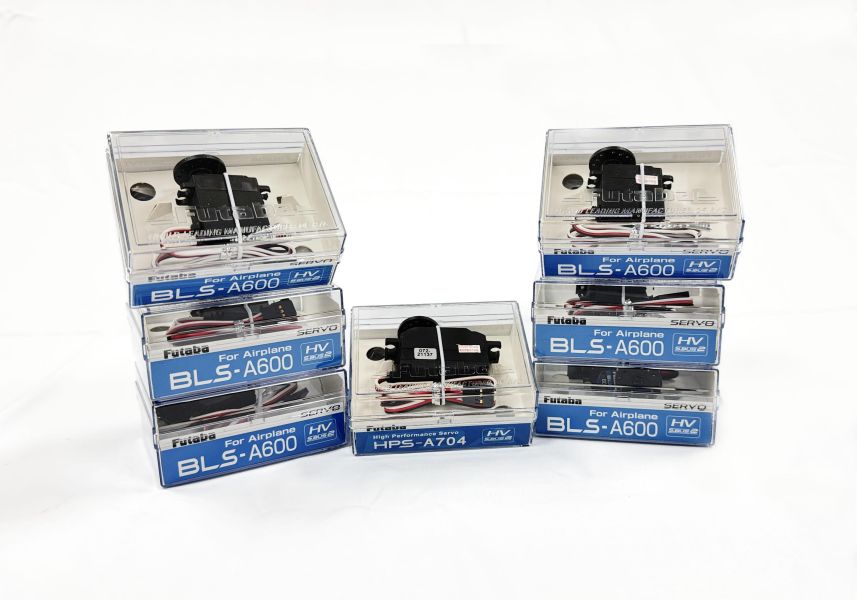 FUTABA F3A 雙翼機專用伺服機配套 BLS-A600x6 / HPS-A704 七尊特販優惠價 幣日幣原價優惠太多了 不含接收機喔！ 